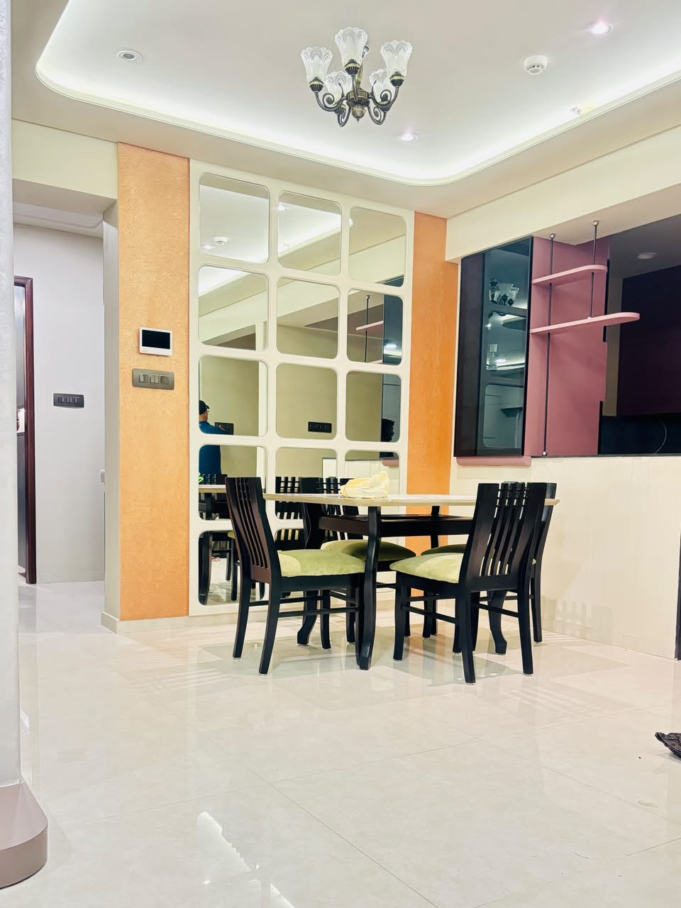 Contemporary Dining Space by Aryan Enterprise